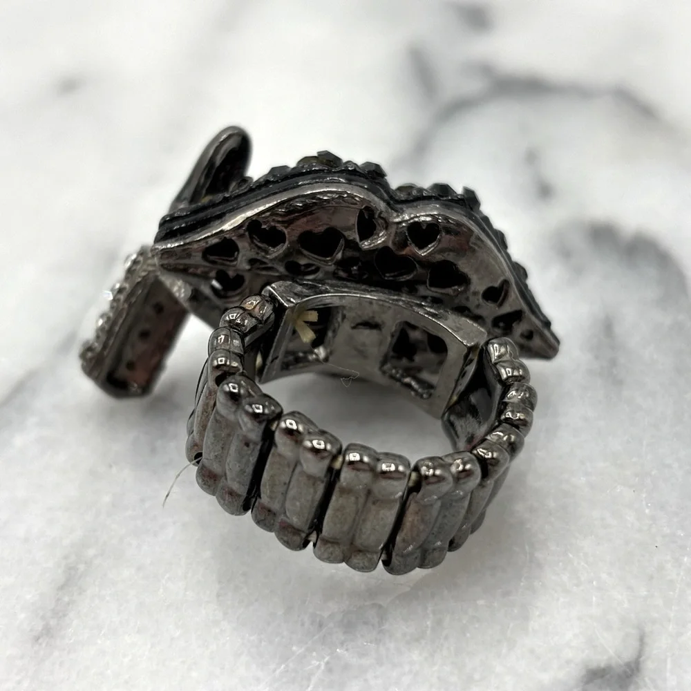 Lips &‎ Lipstick Black Crystal Finger Fashion Ring